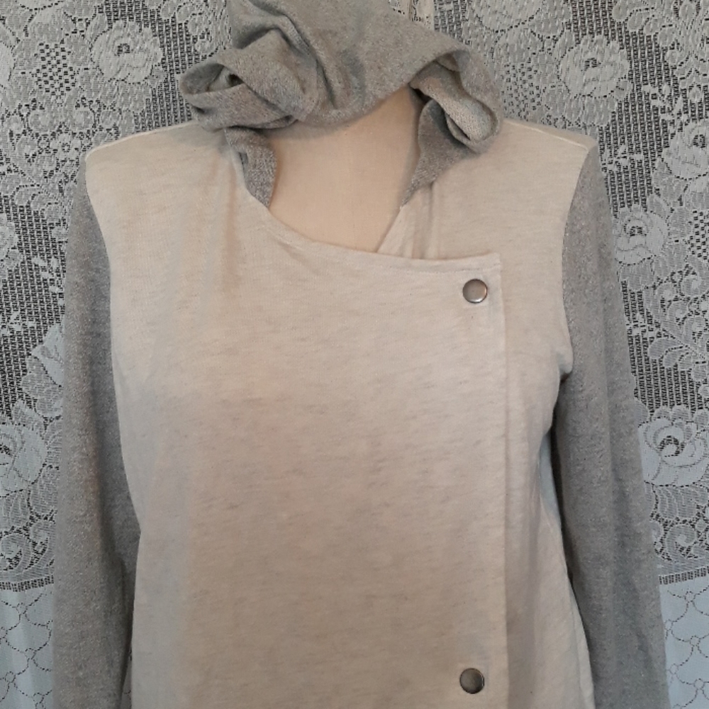 Womens hooded knit jacket